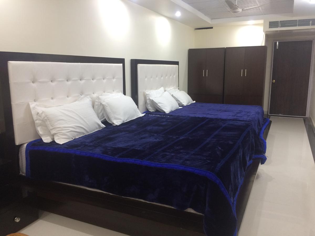 Hotel Platinum Plaza Rohtak Экстерьер фото