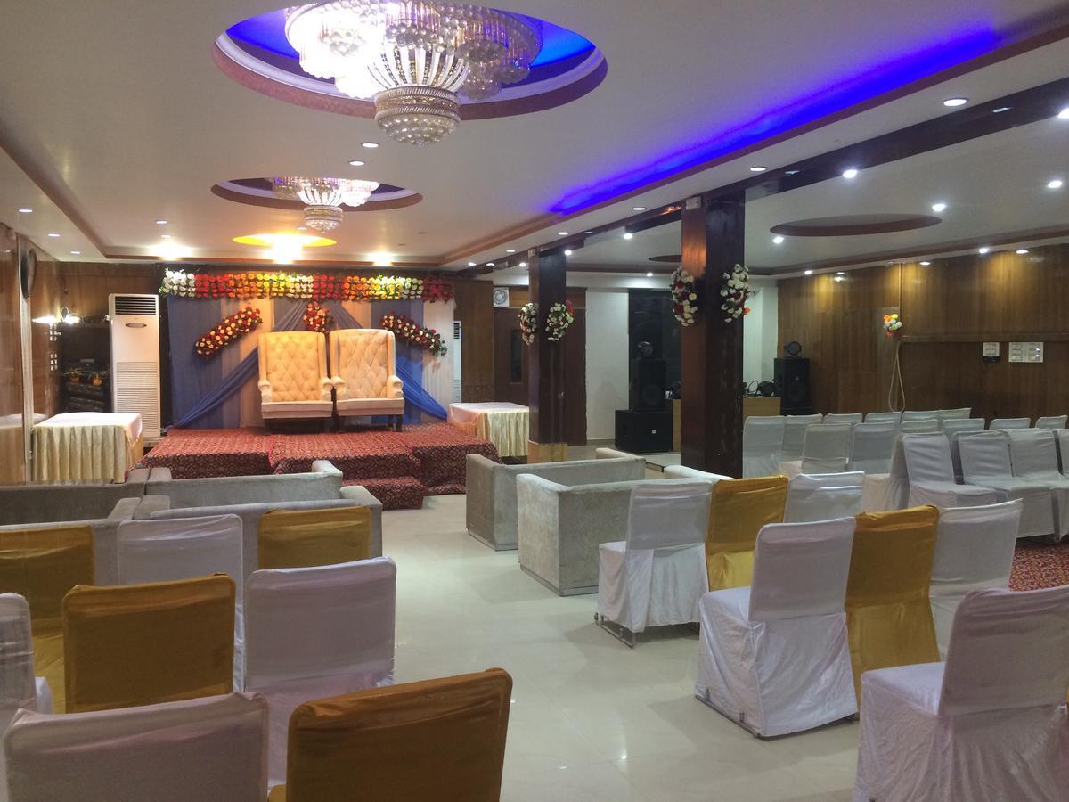 Hotel Platinum Plaza Rohtak Экстерьер фото