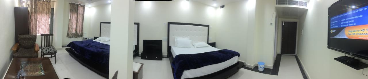 Hotel Platinum Plaza Rohtak Экстерьер фото