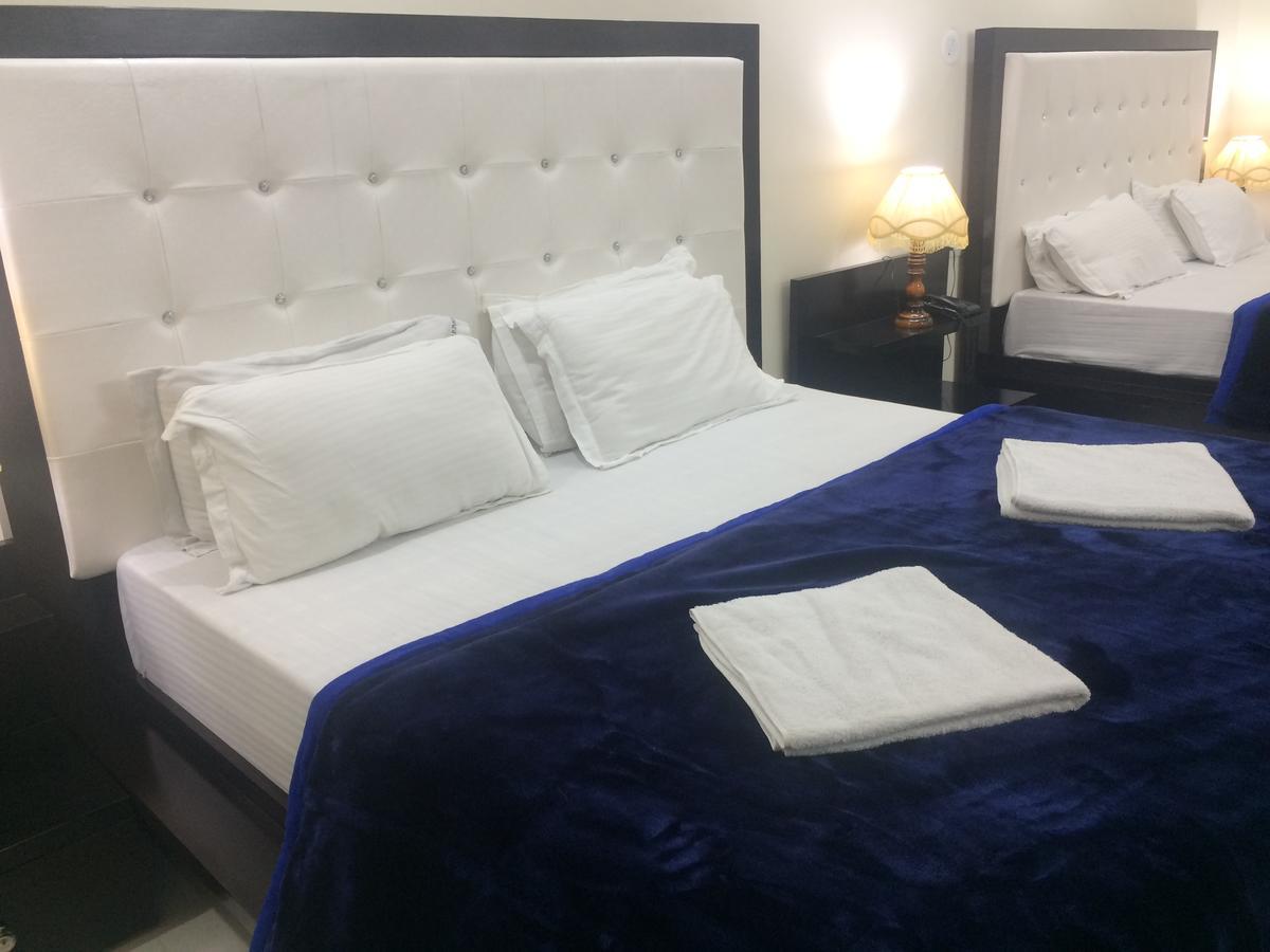 Hotel Platinum Plaza Rohtak Экстерьер фото